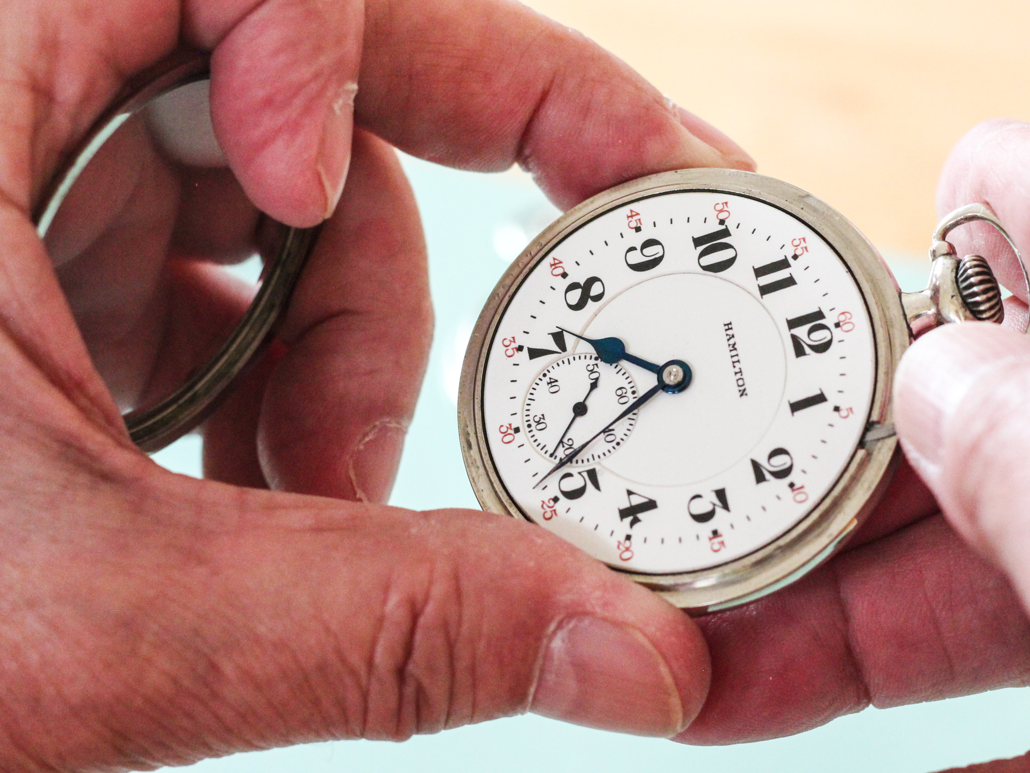 Extending the lever to set time