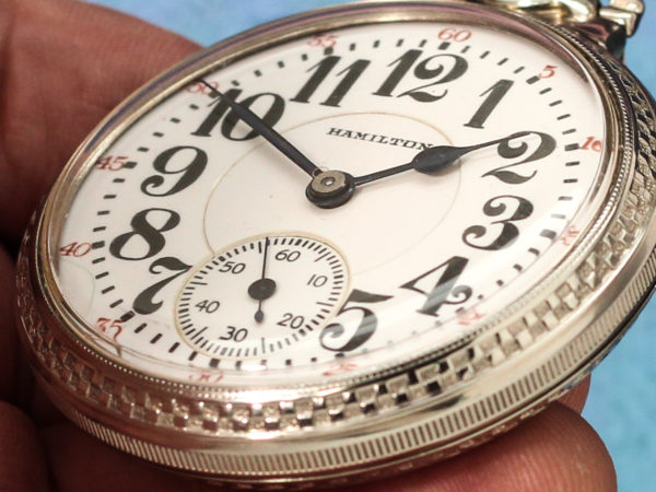 Hamilton Railroad Grade 992 Housed in Stunning White Gold Fill Model 3 Case