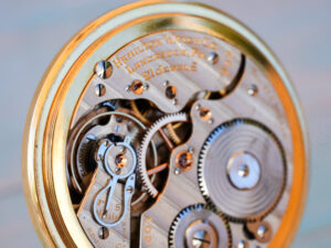 Hamilton Railroad Grade 992E with Elinvar Hairspring Housed in Popular Model 10 Case